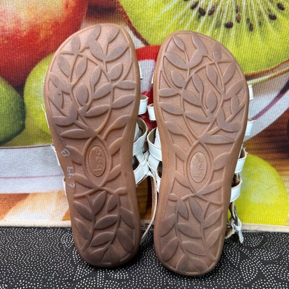 B.O.C. Born Concept Womens 8M White Gladiator Strappy Sandals Ankle Buckle - Picture 9 of 10